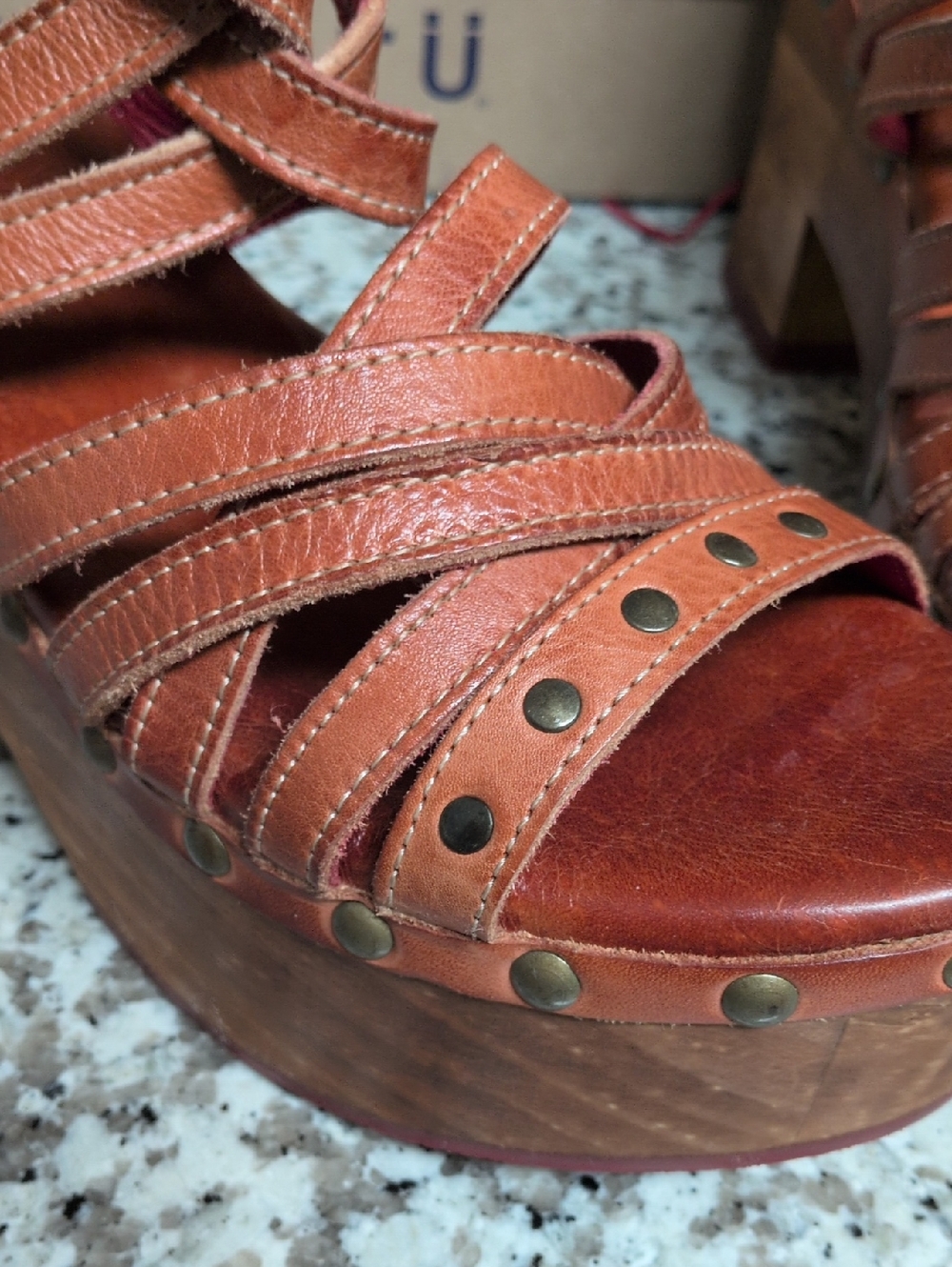 Bed Stu Antonelli Cognac Genuine Leather Sandals Sz 10 Rustic Festival Boho - Picture 6 of 9